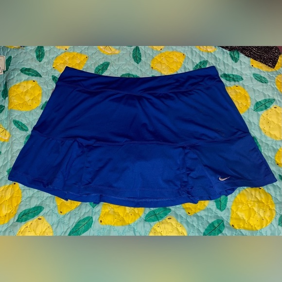 Nike Pants - Euc NIKE XL DRI FIT SKORT